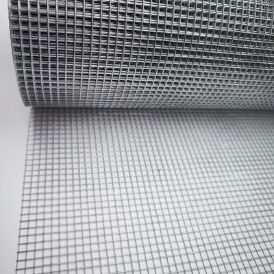 Reja de alambre soldado galvanizado y sumergido en caliente Reja de diamante 120 gm2 Tasa de zinc