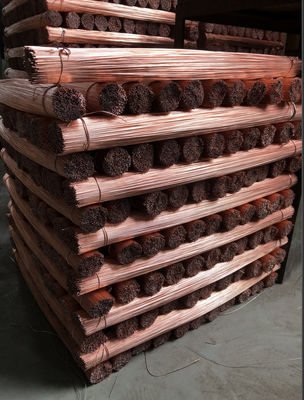 Materiales de aleación de acero y acero